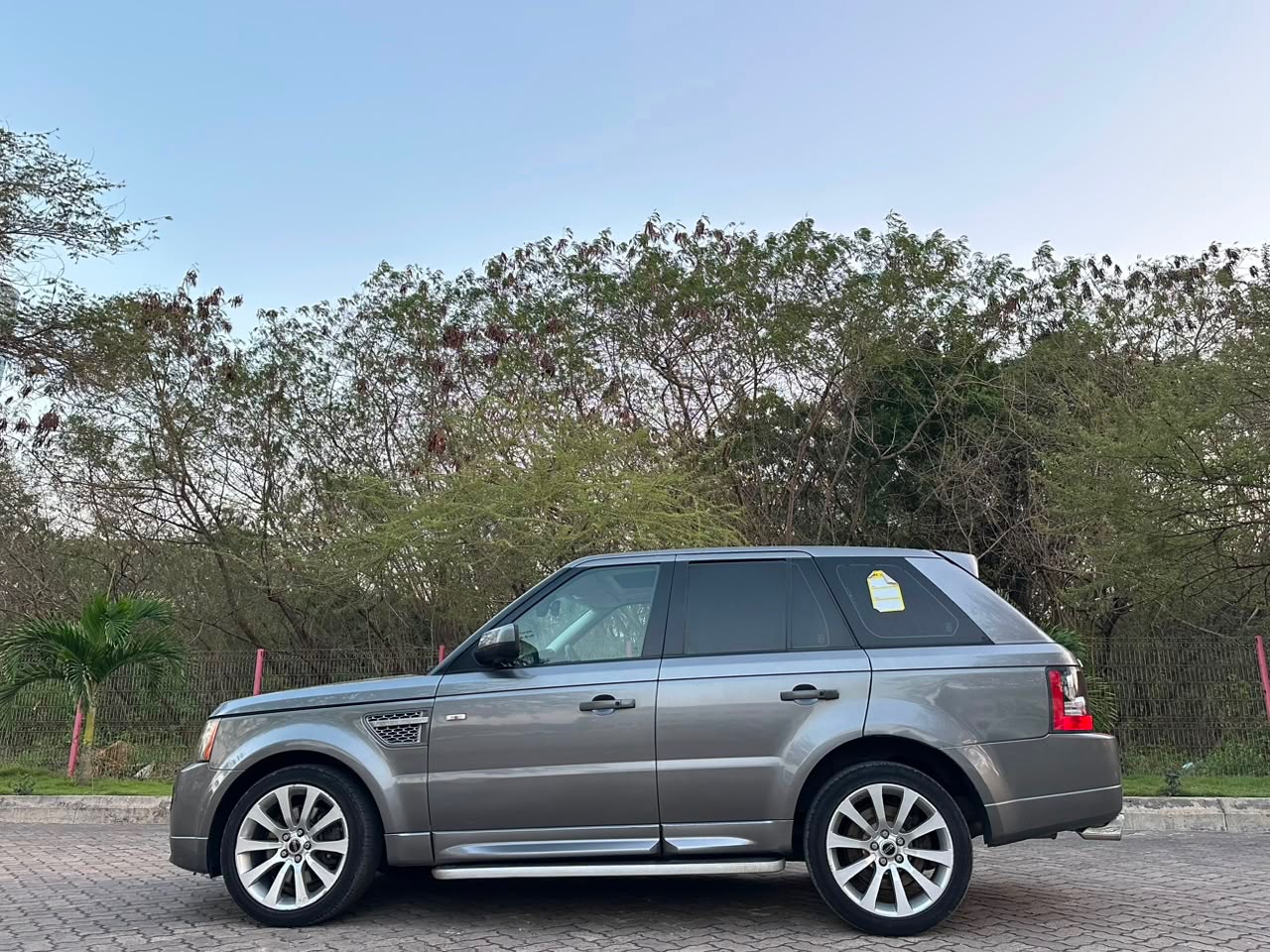 Range sport thumbnail 12
